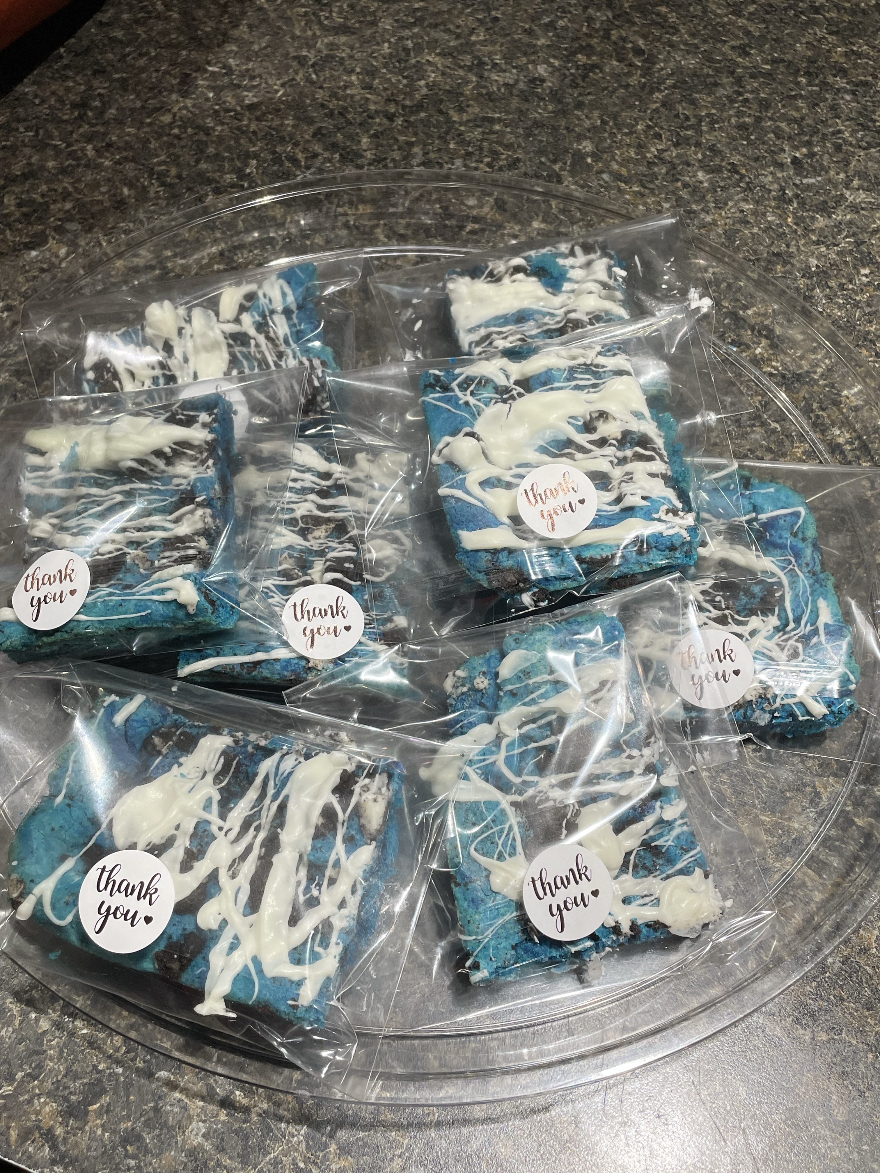 Blue velvet brownies 