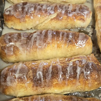 Big Bertha's Breadsticks -Iced Cinnamon 