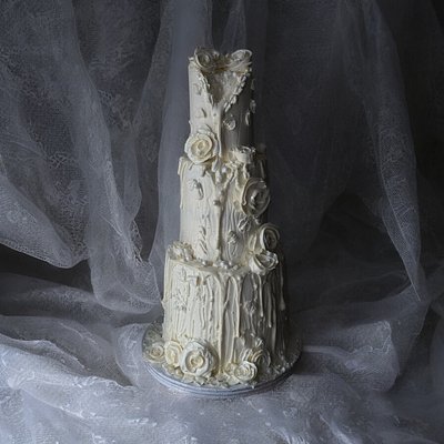 Three Tier Cake- Feeds 60
