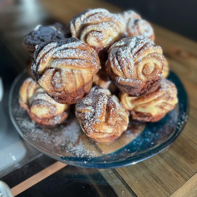 Knotty Buns