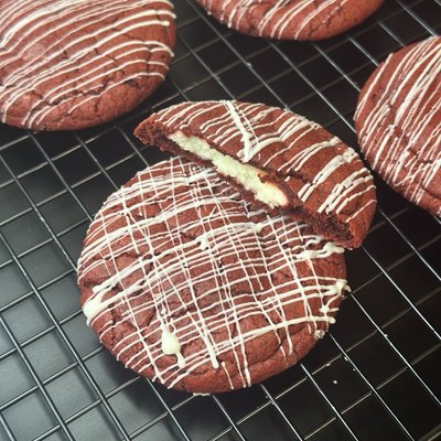 12 Velvet Bliss Cookies