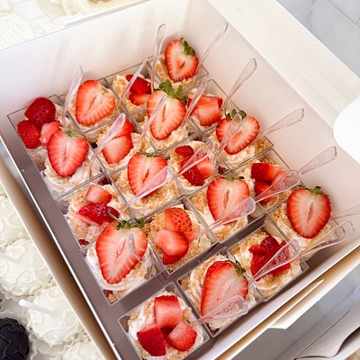 Strawberries & Fresh Cream