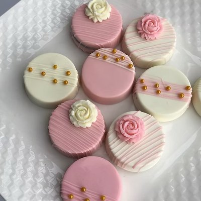 Chocolate Covered Oreos/Dozen (custom) 