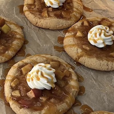 Caramel Apple Pie