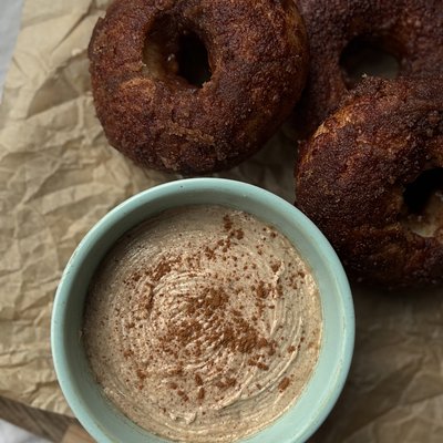 Honey Cinnamon Cream Cheese