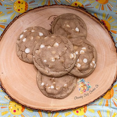 6 White Chocolate Chip Macadamia Nut