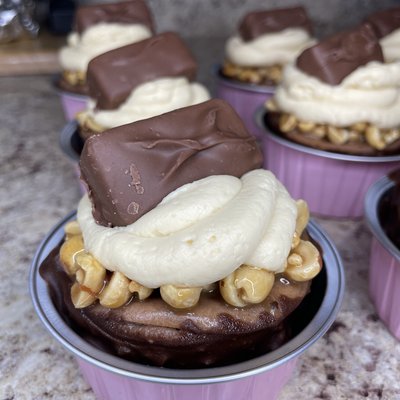Mini Snickers Cheesecake 