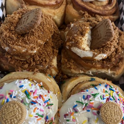 OUR MOST POPULAR BOX  The Cinnamon Sampler 