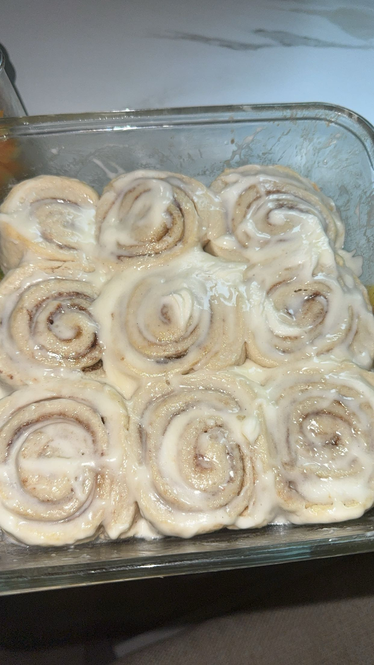 9ct Of XL Cinnamon Rolls