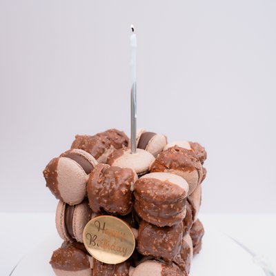 Macaron Cake 