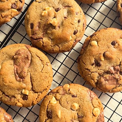 Box Of 10 Classic Cookies 