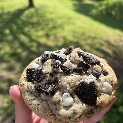 Cookies & Cream Cookie