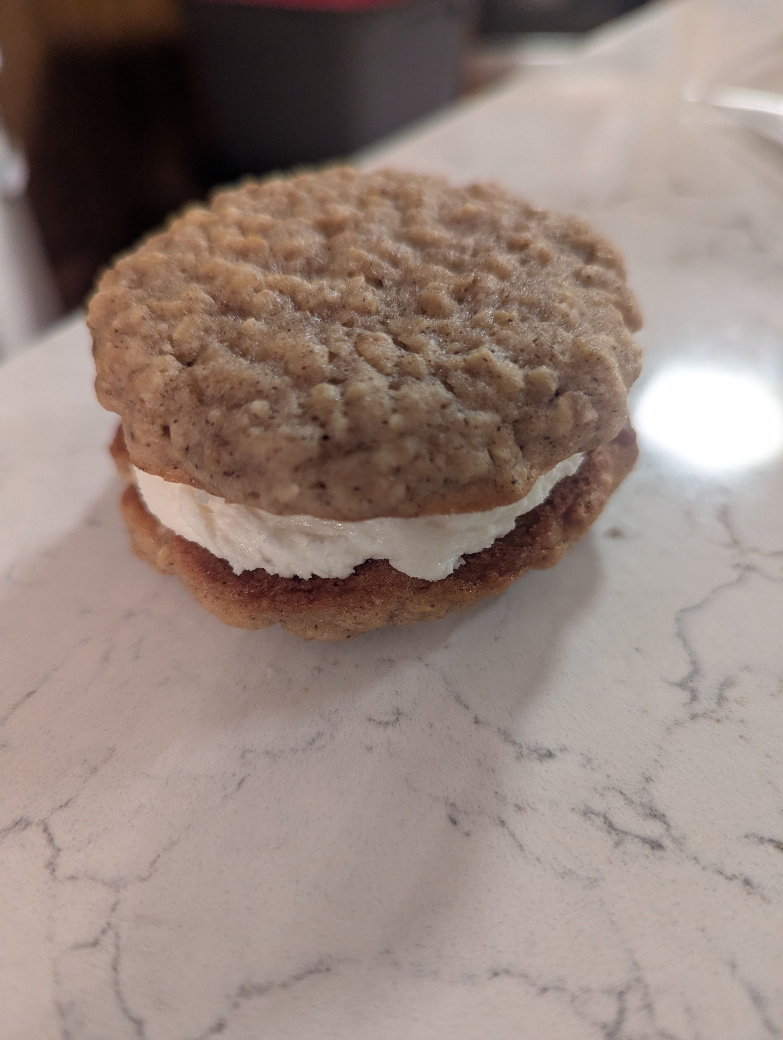 Oatmeal Cream Pie (6pk)
