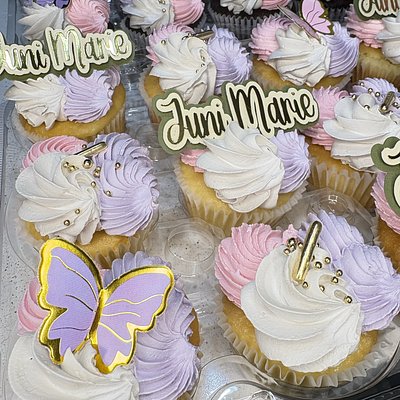 Custom Cupcakes 