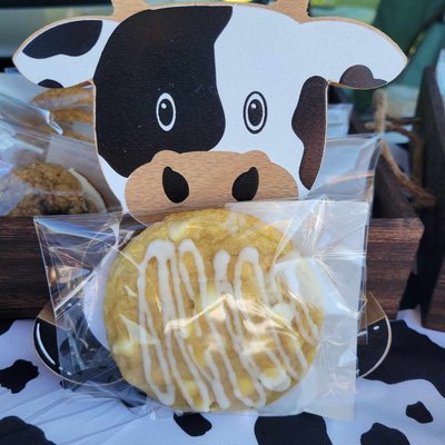 Lemon White Chocolate Chip Cookie