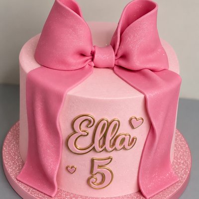 Fondant Bow Cake    
