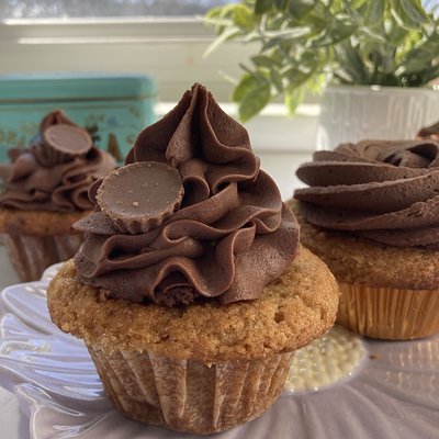 Chocolate Peanut Butter Cupcakes