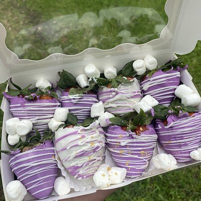 6 Chocolate Strawberries