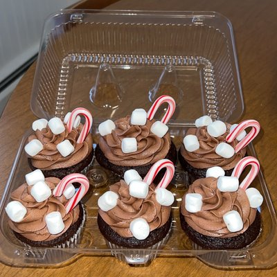 Hot Cocoa Cupcakes