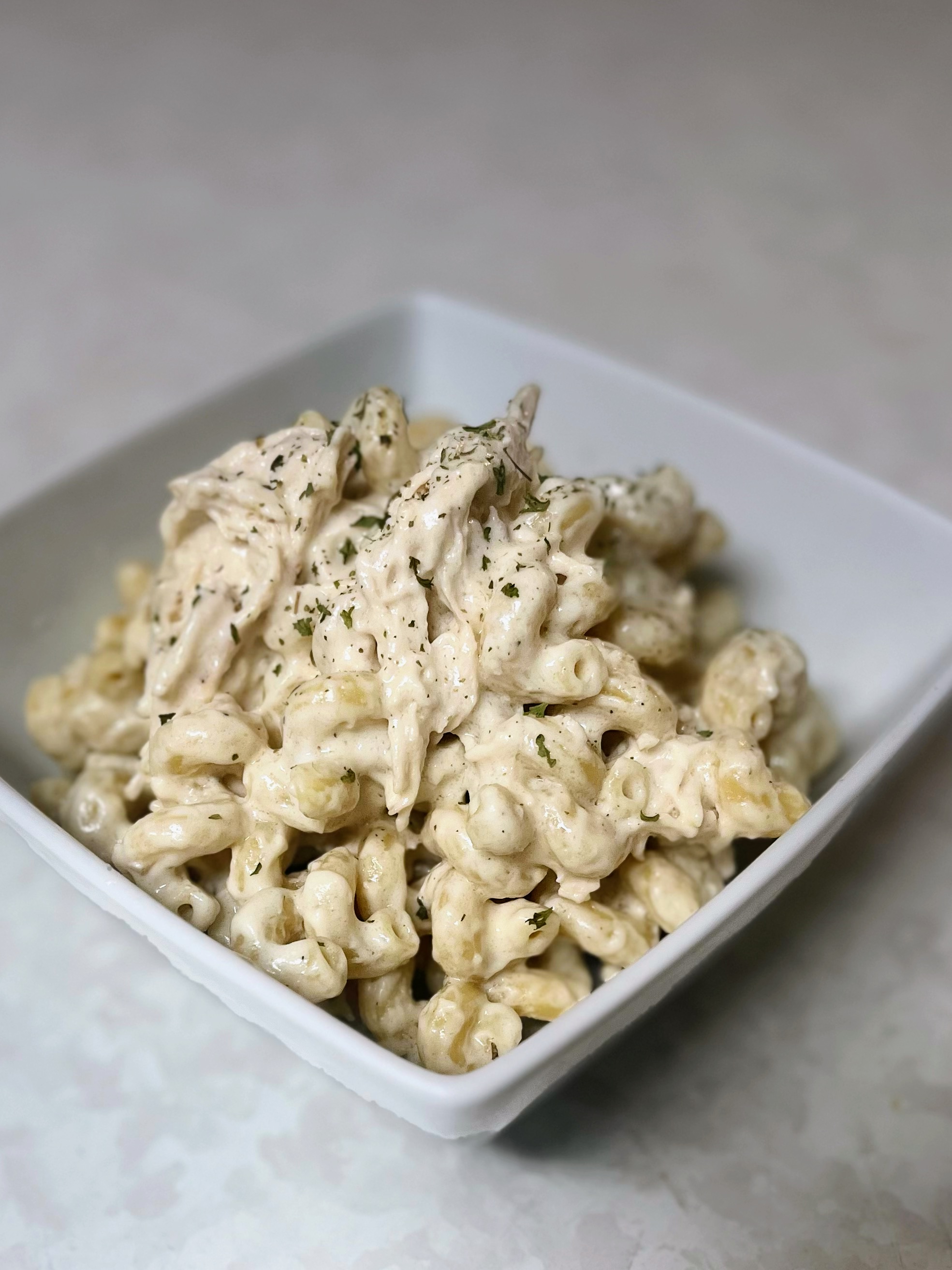Chicken Alfredo Pasta Entree