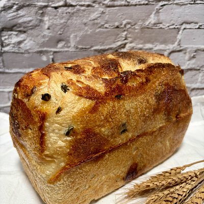 Cheddar Jalapeño Sourdough Loaf