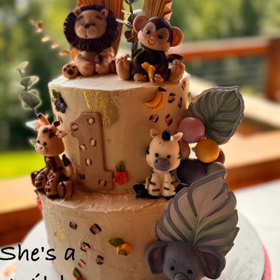 2 Tier 6 And 8 In Cakes