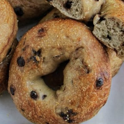 Chocolate Chip Bagels (Bag of 6)