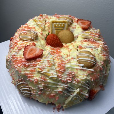 Strawberry Banana Pudding Pound Cake 