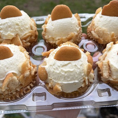12 - Banana Pudding Cupcakes