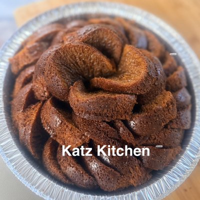 Caramel Honeycomb Cake (Bundt)