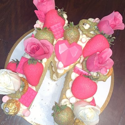 Number/Letter cakes 