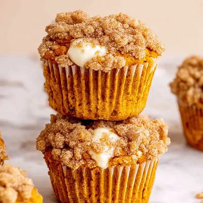 Pumpkin Cheesecake Muffins