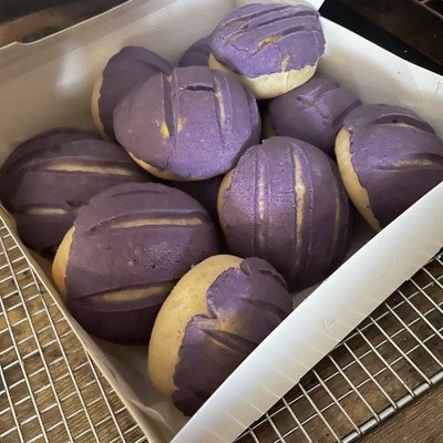 Ube Mini Dozen
