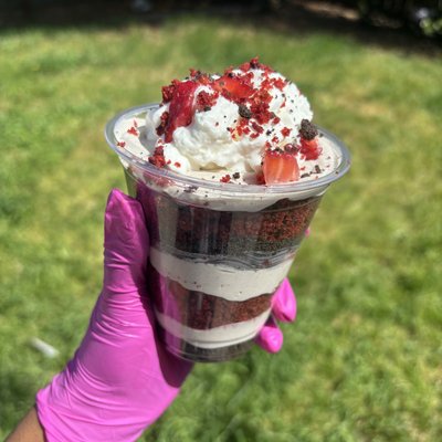 Oreo Red Velvet Cake Cups