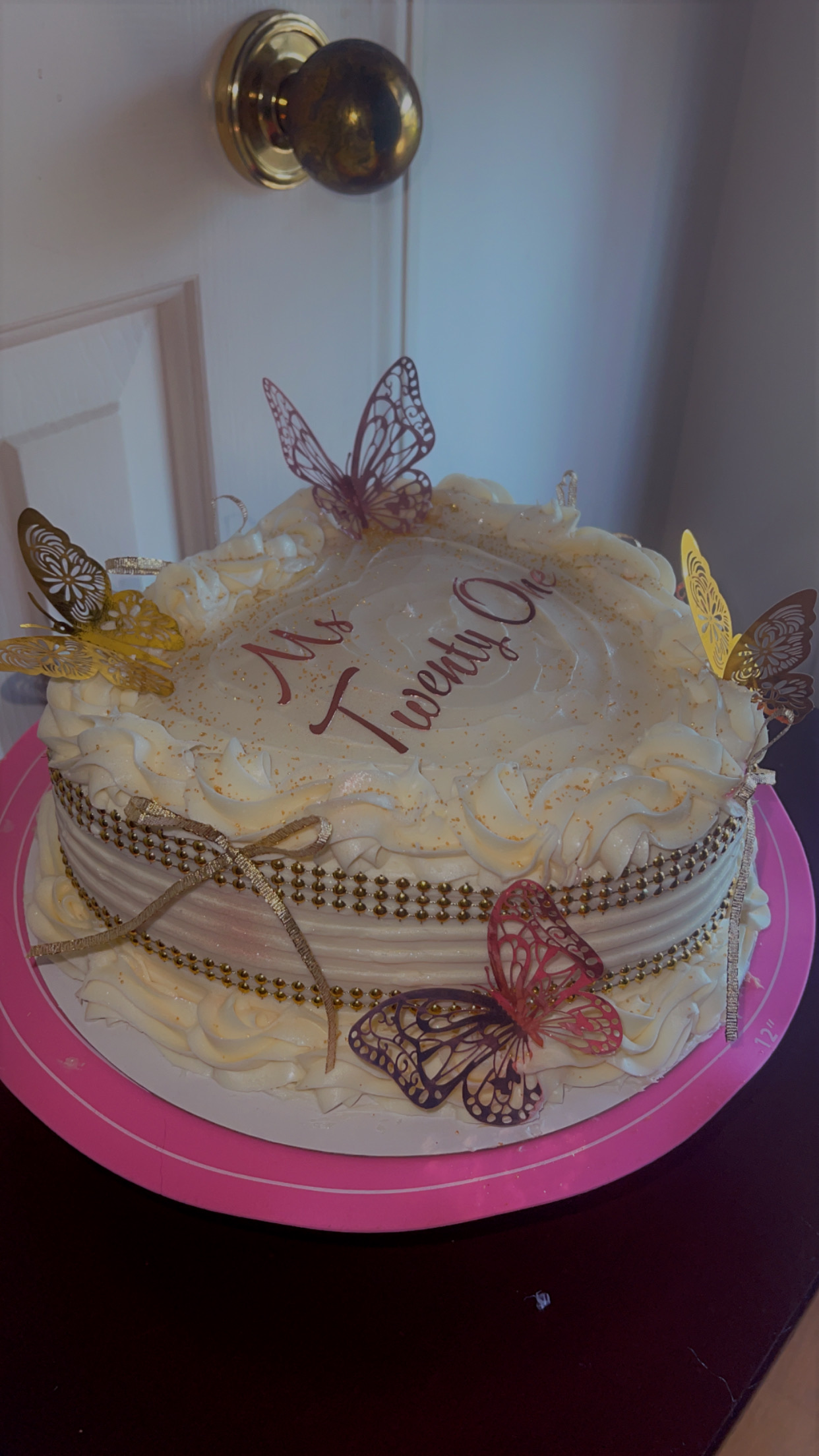 8 Inch Heart Cake 