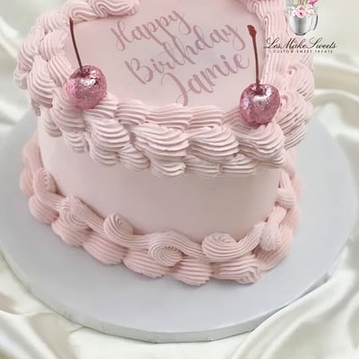 6 Inch 2 Layer Heart Cake (serves 6-8)
