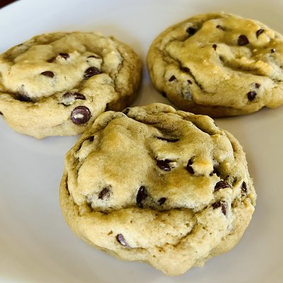Bakery Style Chocolate Chip Cookies (REGULAR SIZE)