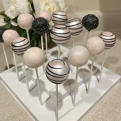 Paris Themed Cake Pops 
