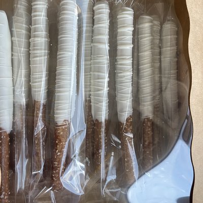 Chocolate Covered Pretzels