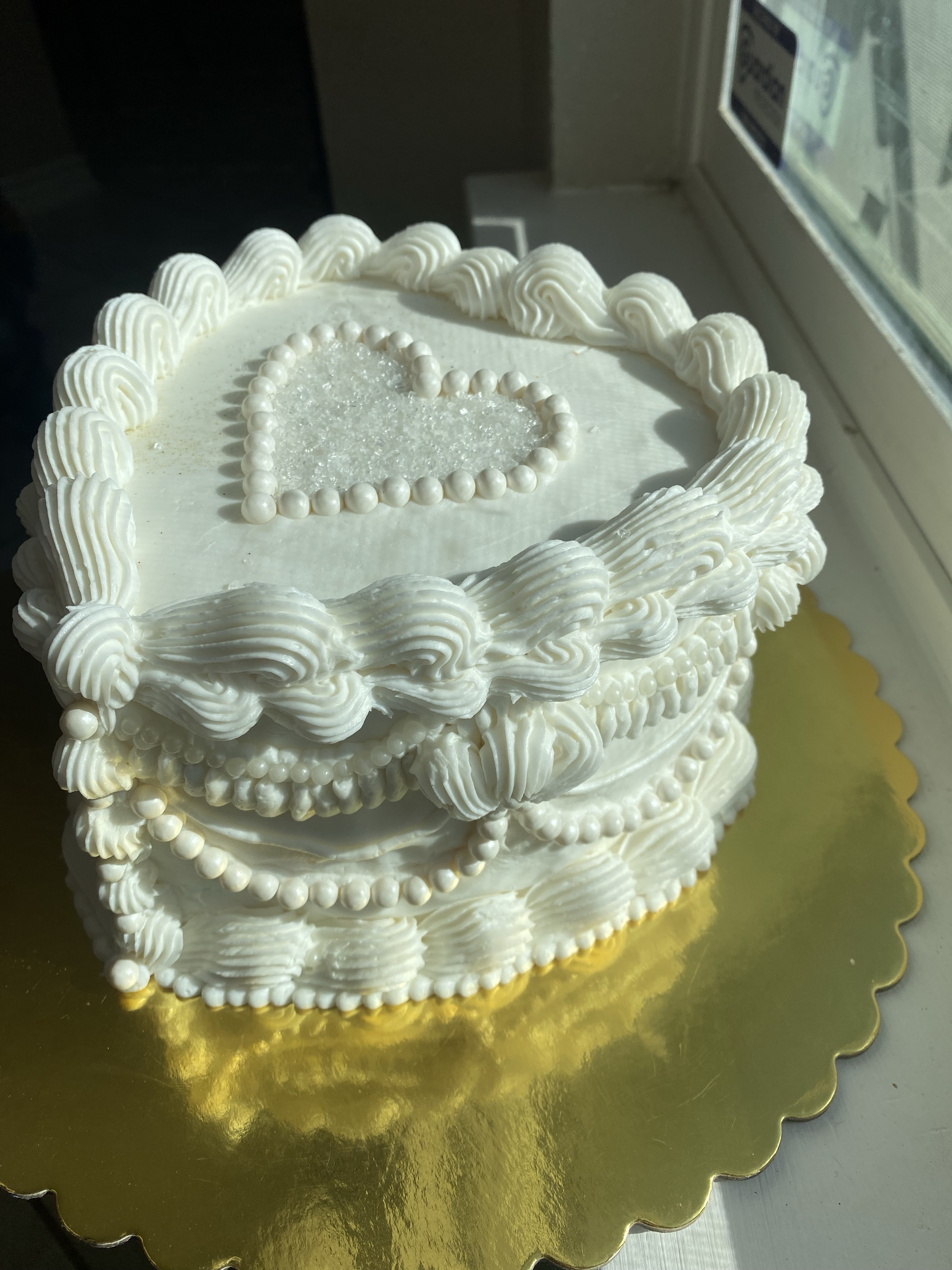 Custom Lambeth Cakes 