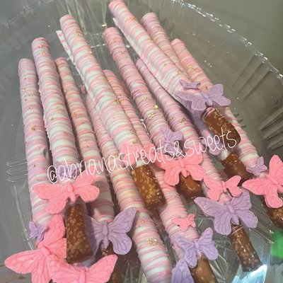 Dipped Pretzles