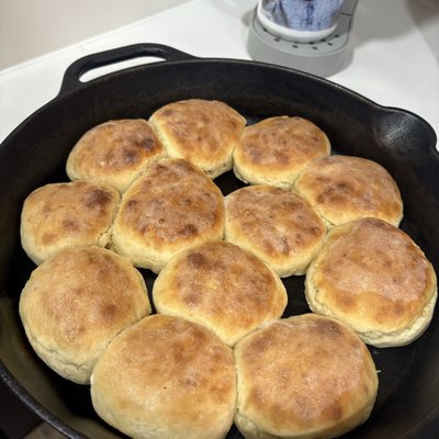 Buttermilk Biscuits *box Of 6*