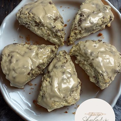 (4) Bacon Cheddar Scones W/ Maple Glaze 