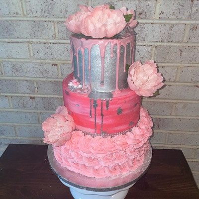 3 Tier Cake *minimum 1 months notice to book* 