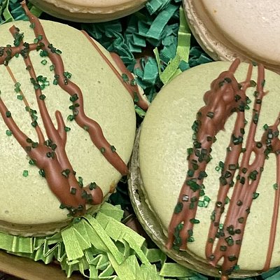 Mint Chocolate Macaron