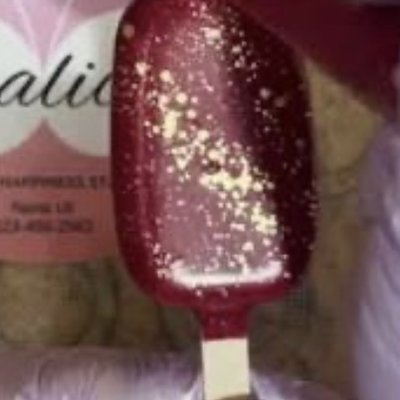 Cakesicles