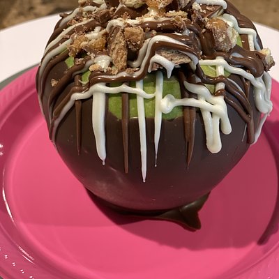 Cheesecake Filled Chocolate Apples 🍏 
