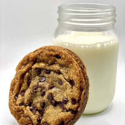 Single Brown Butter Chocolate Chip Cookie