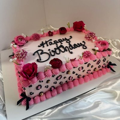 Half Sheet Cake 