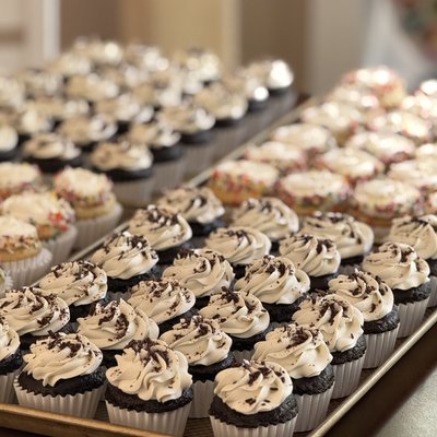 Cupcakes - 1 Dozen